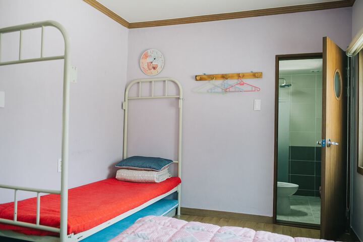 Room 12 of 95