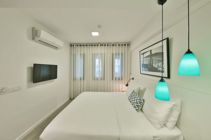 Room 11 of 44
