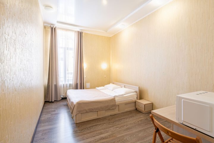 Room 7 of 26