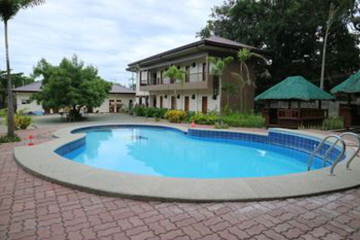 Pool 29 of 35