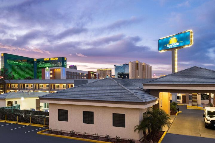 Hotel 27 of 28