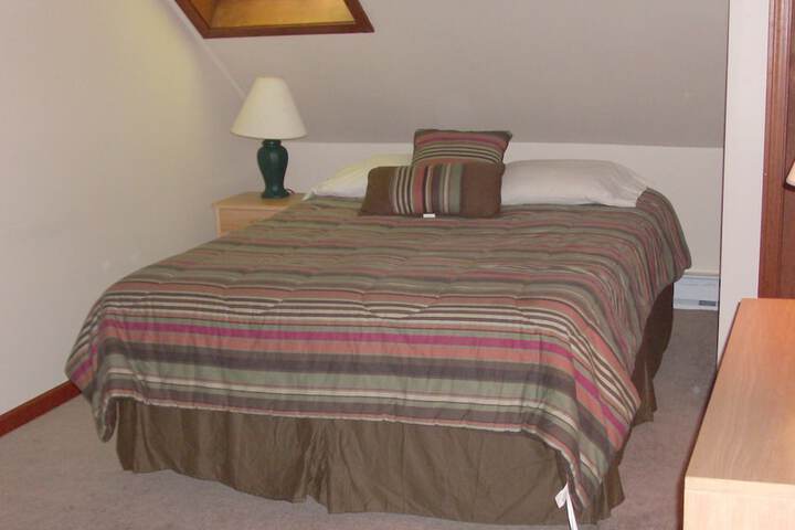 Room 72 of 342