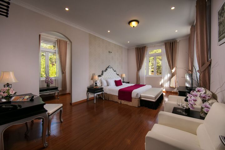 Room 15 of 69