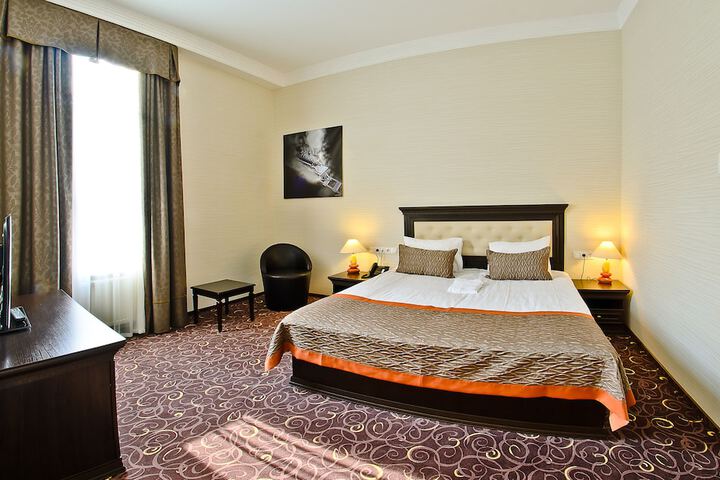 Room 12 of 71