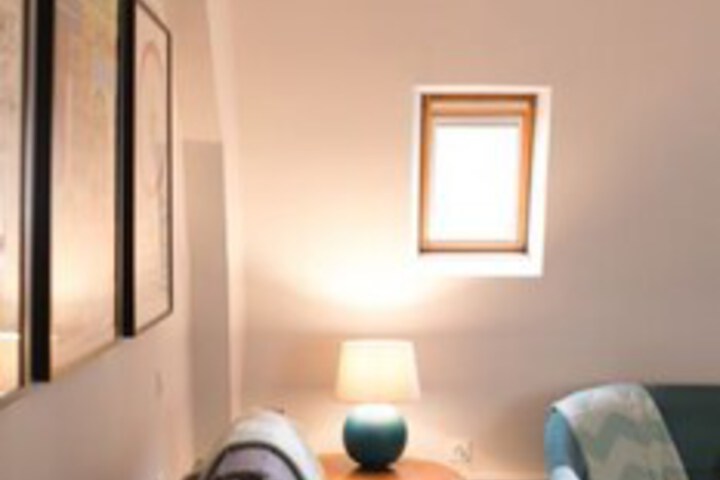 Room 4 of 11
