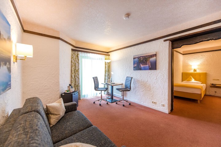 Room 32 of 88