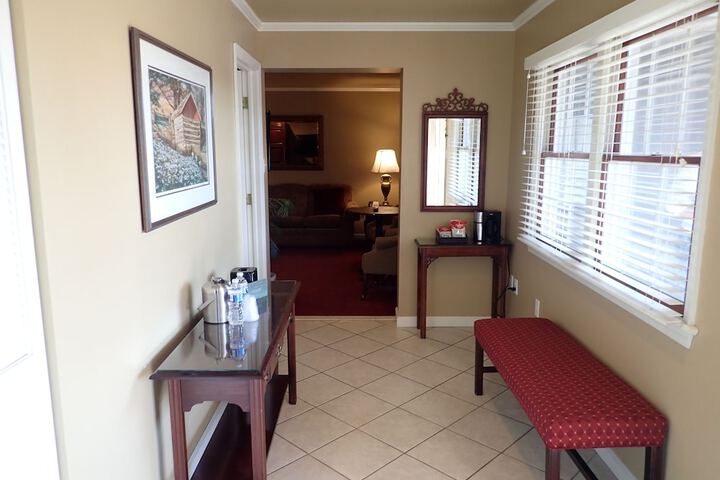 Room 19 of 36