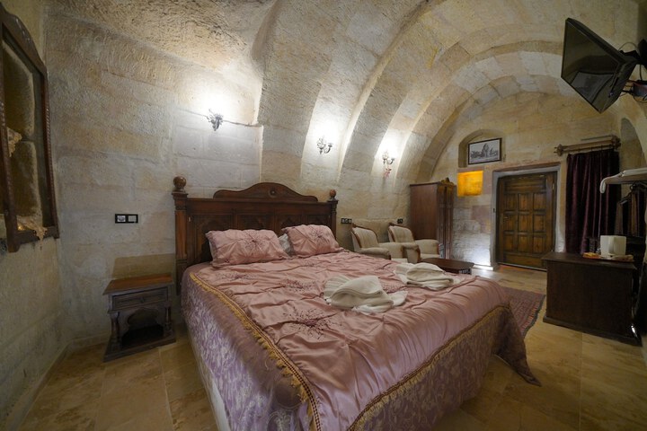 Room 43 of 130