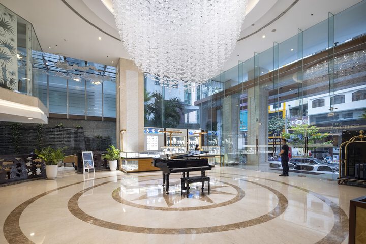 Hotel Lobby