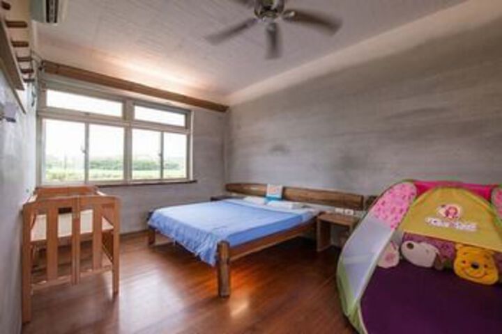 Room 34 of 39