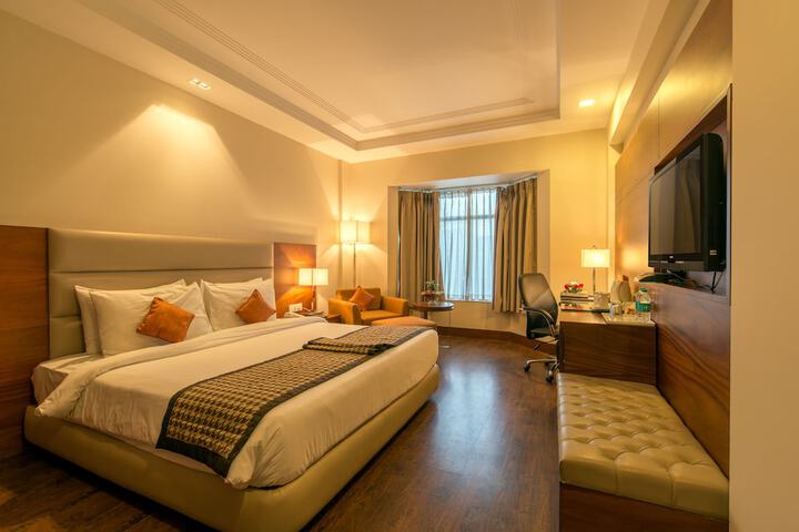 Room 7 of 52