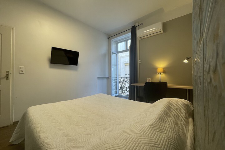 Room 16 of 47