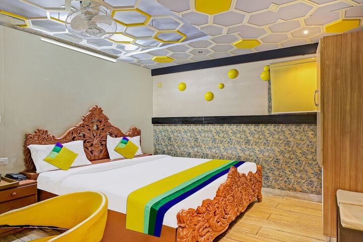 Room 20 of 28