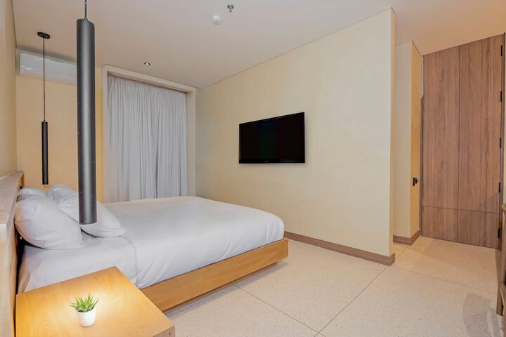 Room 21 of 45