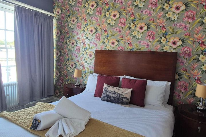 Room 15 of 81