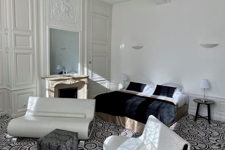 Room 7 of 40