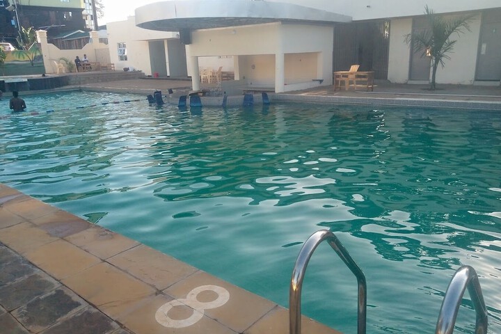Pool 25 of 53