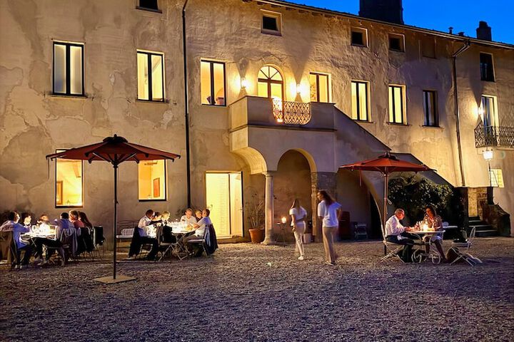 Dining 53 of 62
