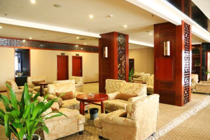 Hotel Interior 6 of 23