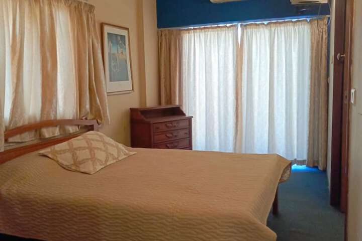 Room 9 of 30