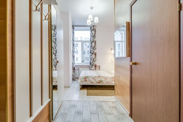 Room 10 of 45