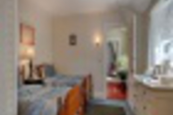 Room 183 of 408