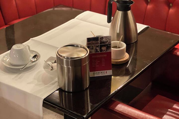 Breakfast/Coffee Service 17 of 40