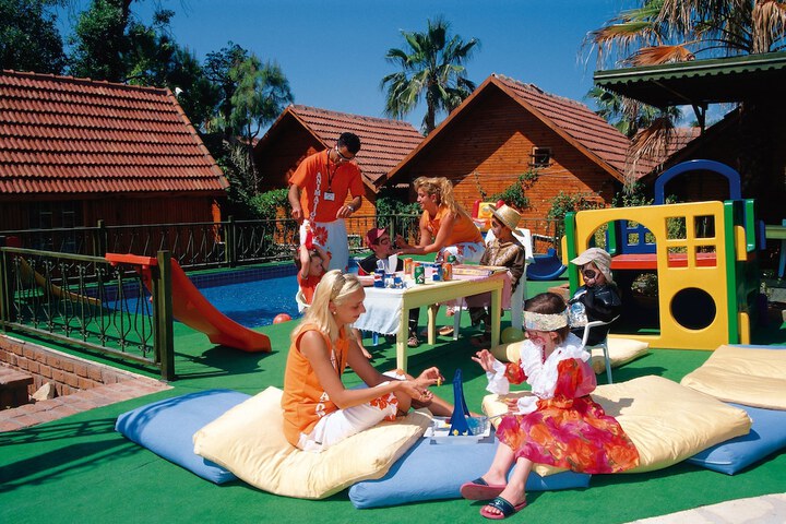 Childrens Activities 18 of 23