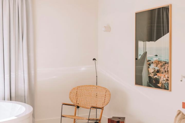 Room 84 of 186