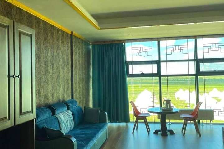 Room 6 of 26