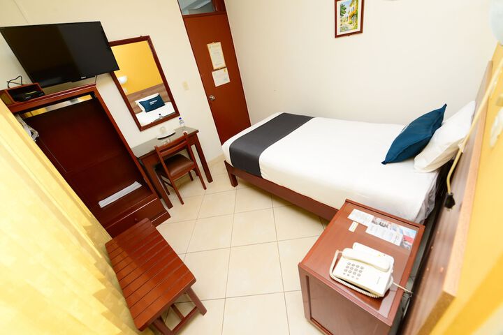 Room 18 of 44