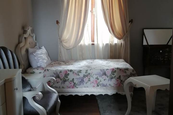 Room 10 of 47