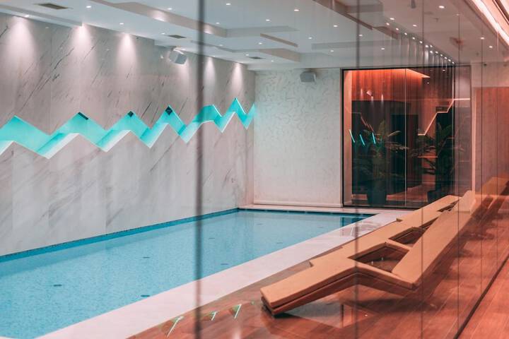Pool 34 of 58