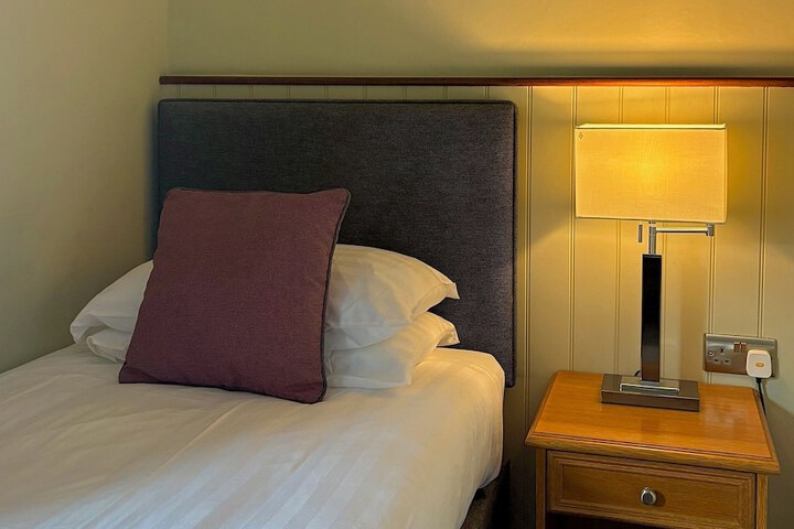 Room 15 of 63