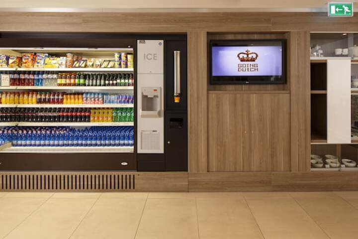 Snack bar