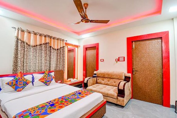 Room 14 of 37