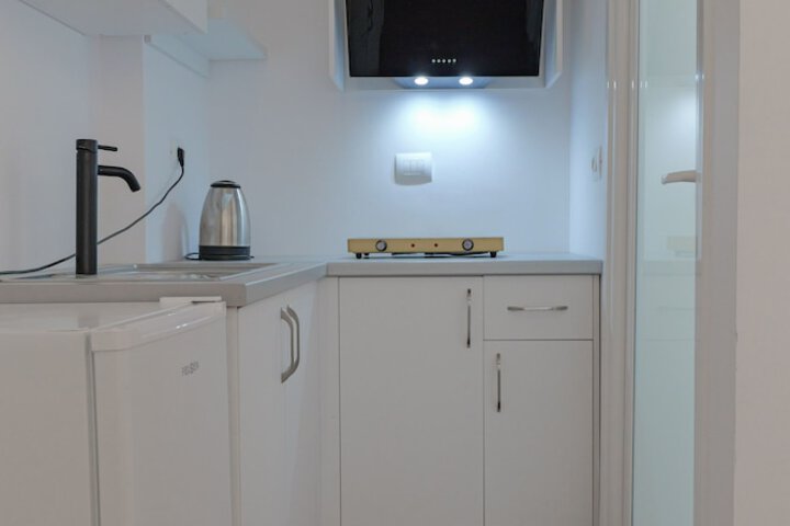 Room 14 of 86