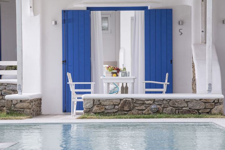 Pool 44 of 54