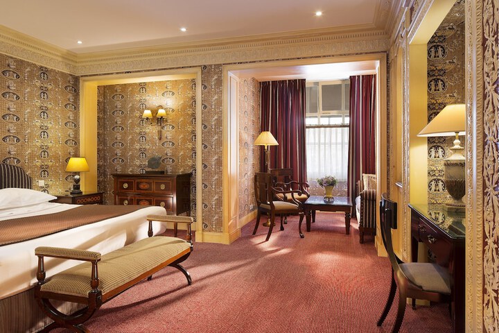 Hôtel Des Grands Hommes in Paris