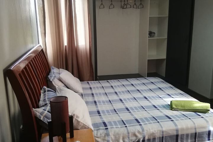 Room 3 of 11