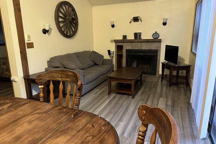 Room 51 of 83