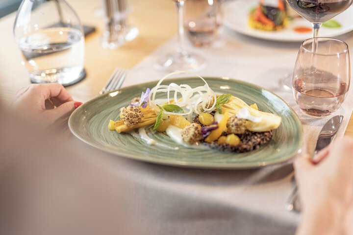 Dining 67 of 91