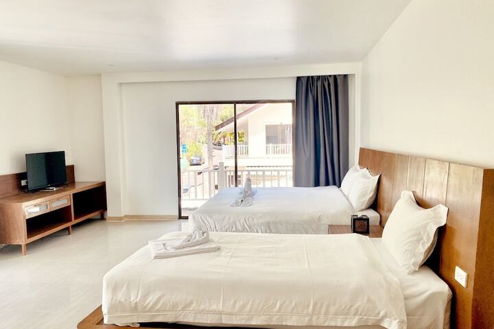 Room 12 of 56