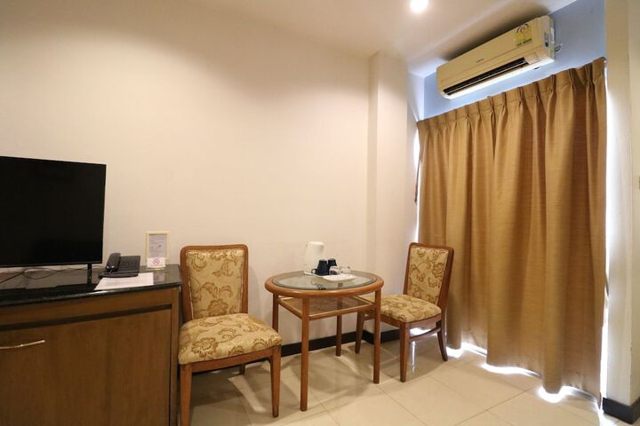 Room 57 of 87