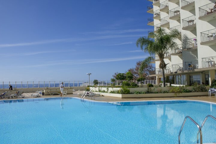 Pool Hotel