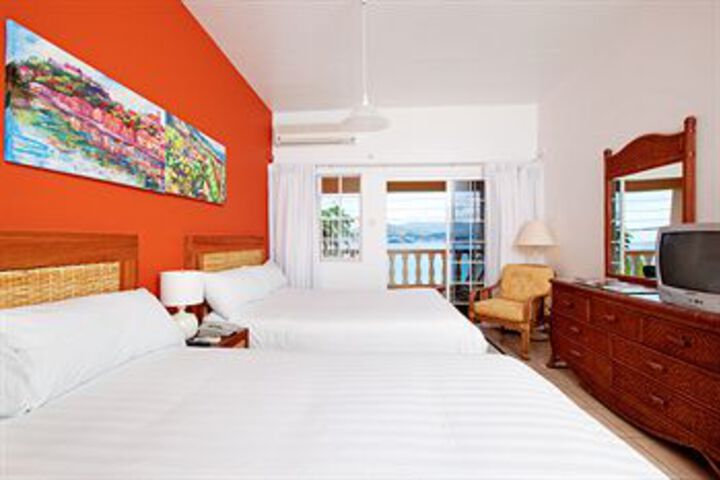 Room 9 of 18