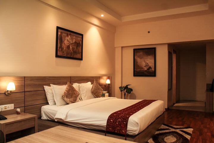 Room 18 of 85