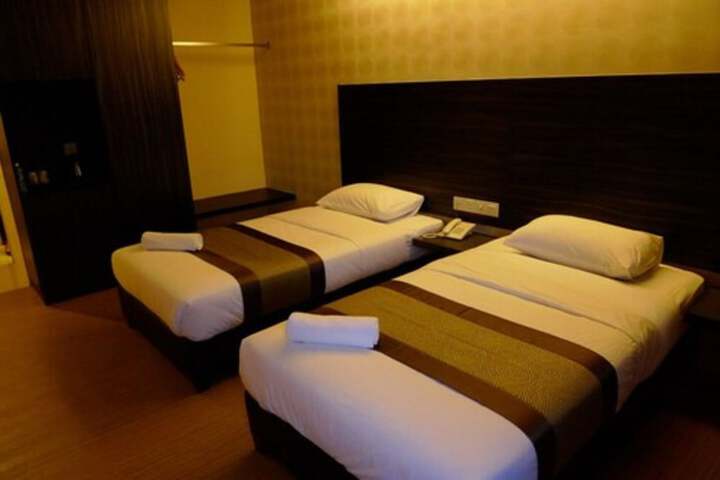 Room 20 of 36