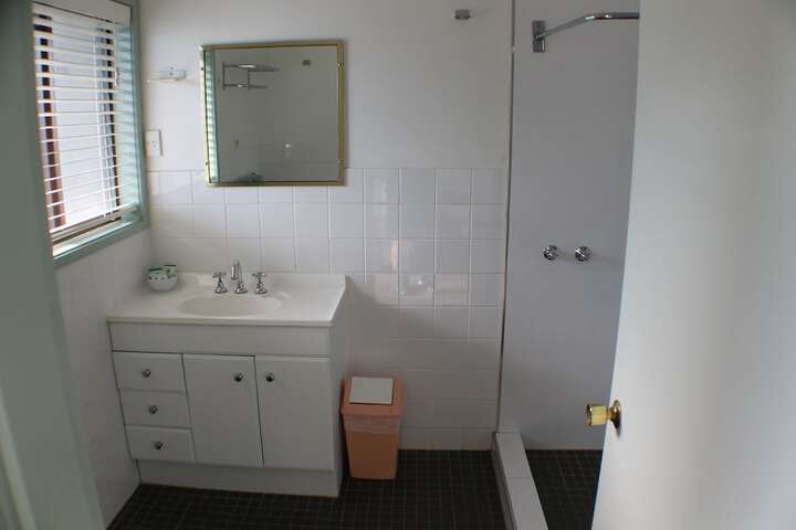 Room 14 of 31