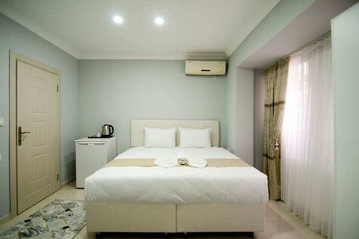 Room 42 of 83